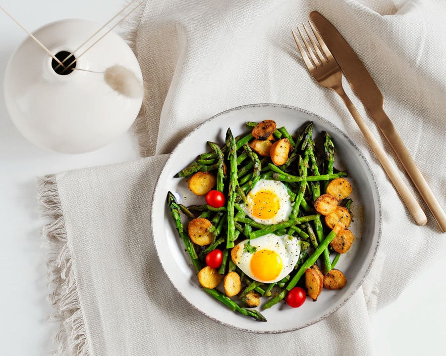 Patate e asparagi in padella