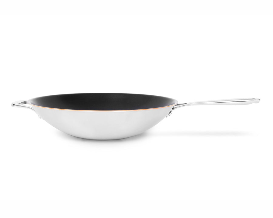 Il wok con nucleo in rame (B)