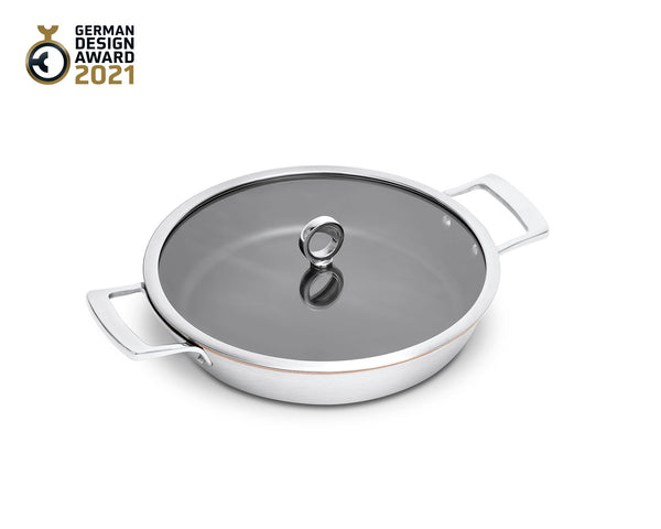 Beschichtete Olavson Kupferkern-Servierpfanne 30 cm, freigestellt